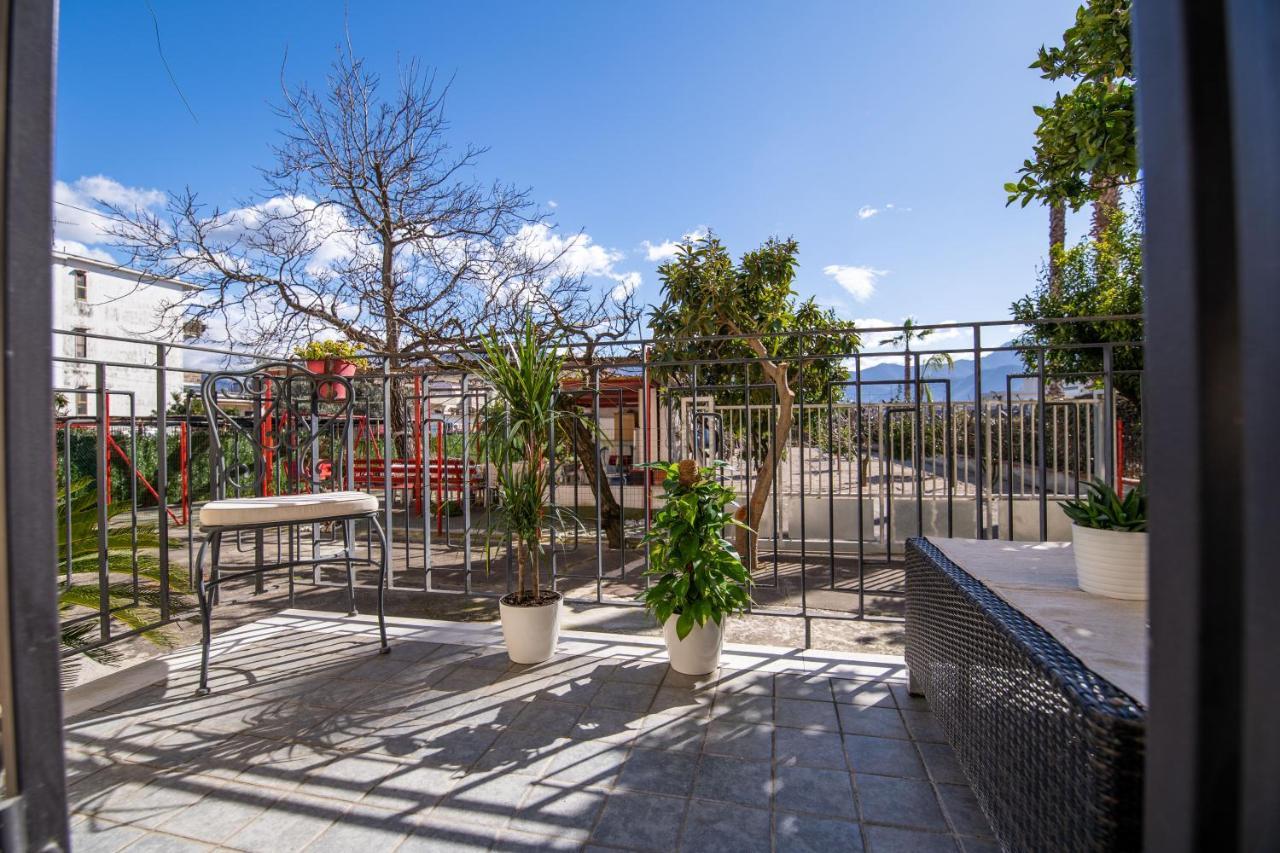 Familiaris Pompei Holiday Home Exterior photo